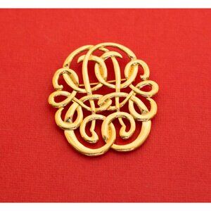 Vintage Victorian Style Brooch Made by Avon - F3